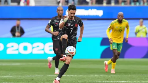 Stephen Eustáquio anotó el histórico gol que llevó a Canadá a los octavos de final del Mundial 2026 ,EFE