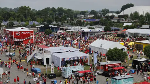 Fotografía del pasado 21 de junio en la que puede verse una de las zonas de aficionados instaladas por la FIFA para seguir el Mundial 2026. ,Agencia EFE