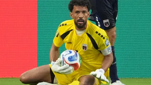 Gracias a sus destacadas actuaciones y liderazgo en el arco, Vozinha se convirtió en una de las figuras del Mundial 2026. ,EFE