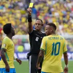 El arbitro de Estados Unidos Ismail Elfath. ,EFE.