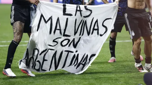 La manta de las Malvinas que podría traerle consecuencias a Argentina. ,EFE.