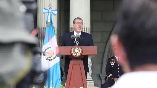 Bernardo Arévalo resalta logros de la PNC en su 29.º aniversario. ,Mingob