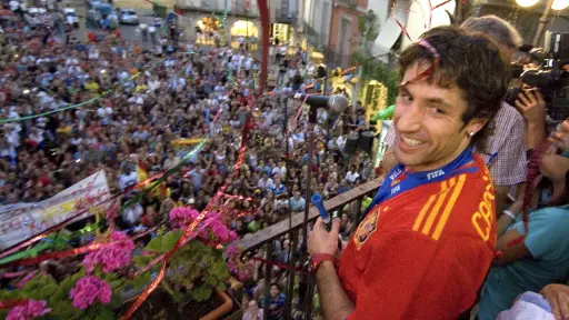 Fotografía de archivo del 17 de julio de 2010, en la que puede verse a Joan Capdevila, campeón del mundo en Sudáfrica 2010. ,EFE