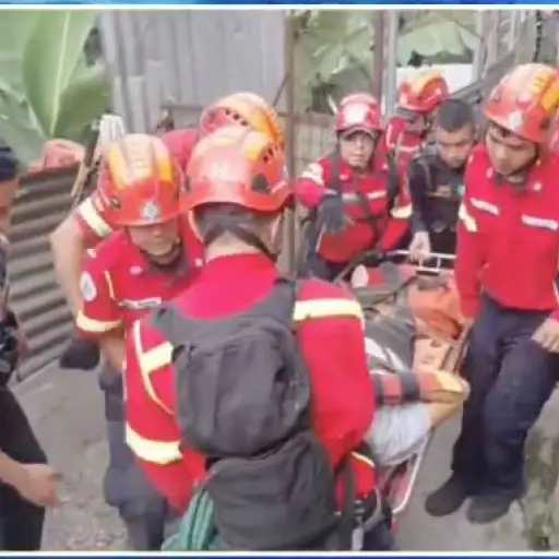 . ,Bomberos Municipales