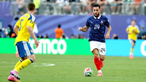 Rayan Cherki acumula pocas minutos con Francia durante el Mundial 2026. ,EFE