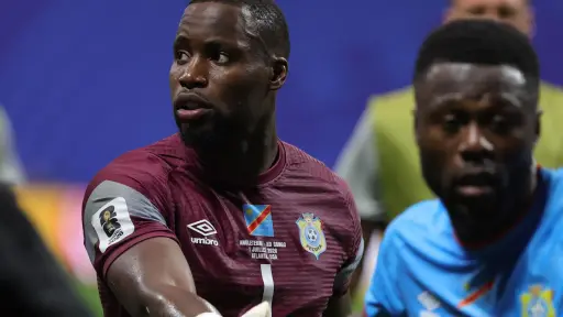 Lionel Mpasi fue la gran figura de la República Democrática del Congo, a pesar de la derrota contra Inglaterra 2-1 en el Mundial 2026. ,EFE