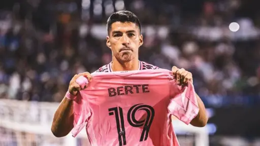 Luis Suárez y un mensaje de apoyo a Germán Berterame 
