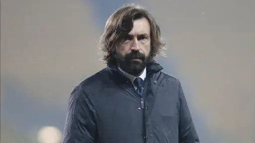 El italiano Andrea Pirlo en su rol como entrenador - EFE