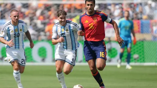 Rodri, es uno de los jugadores en el once ideal del Mundial 2026