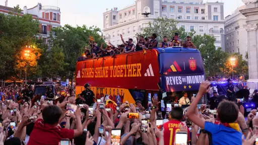 Millones de aficionados celebran el título mundial de España - EFE