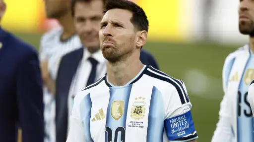 Lionel Messi cabizbajo tras la final del Mundial 2026 que perdió Argentina - EFE