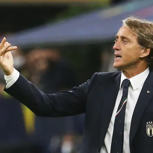 Roberto Mancini durante su primera etapa como técnico de Italia - EFE