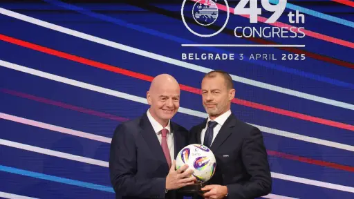 Gianni Infantino y Aleksander Ceferin en el 49 congreso de la UEFA - EFE
