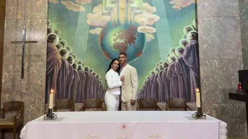 Cristiano y Georgina revelan los detalles inéditos de su compromiso - Vogue