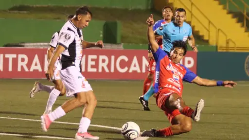 Acción de juego donde participa Jesús López 