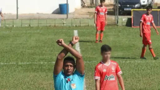 Árbitro Marcos Nunes activó el protocolo antirracista 