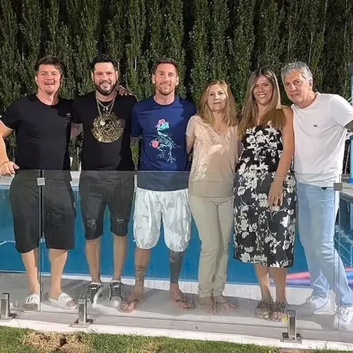 Lionel Messi junto a su familia - instagram @leomessi