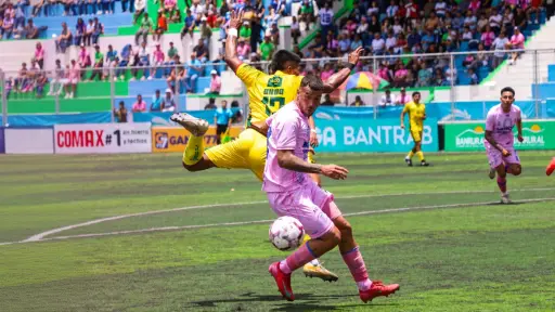 Partido entre Mixco y Marquense por la jornada 3 del Apertura 2026 - Deportivo Mixco