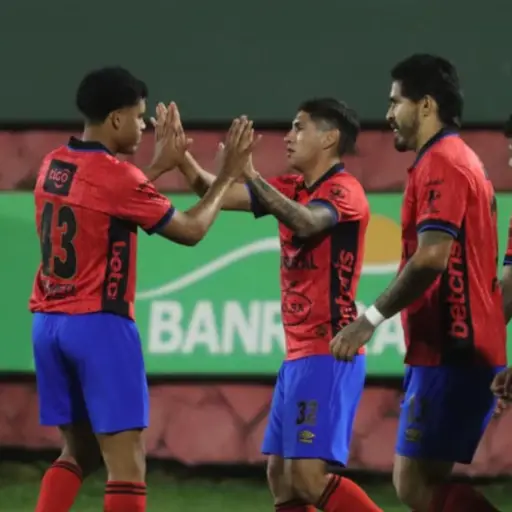 Municipal y Antigua, únicos invictos del Apertura 2026