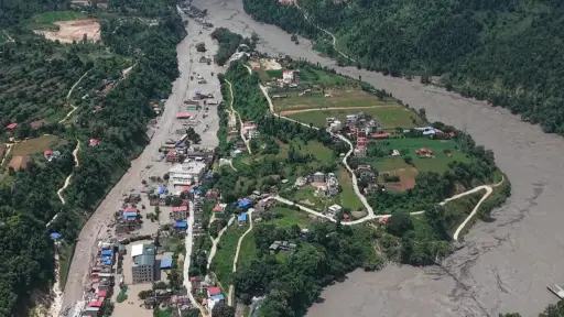 Inundación repentina en Nepal ,EFE