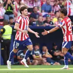 Julián Álvarez recibe abucheos de la afición del Atlético de Madrid - EFE