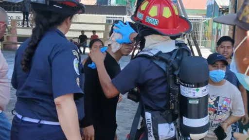 Los rescatistas atendieron a varias personas heridas en los bloqueos. ,Bomberos Municipales Departametales.