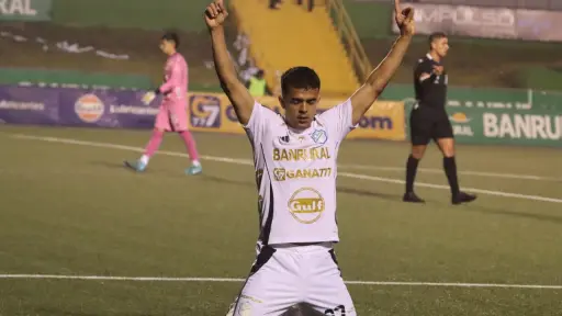 Omar Duarte, jugador de Comunicaciones 