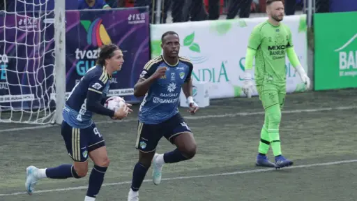Comunicaciones empató ante Mixco, pero podría perder en partido en la mesa 