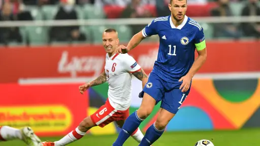 Edin D~eko se retira de la Selección con 40 años 
