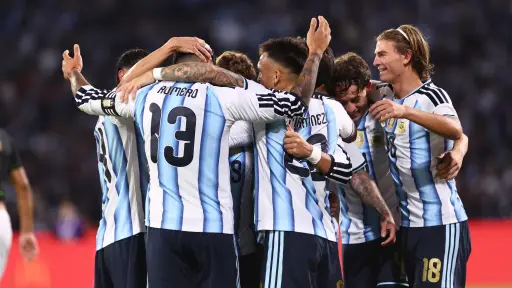 Argentina golea a Bolivia en duelo amistoso 