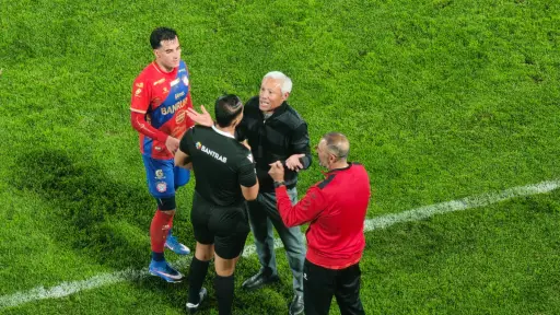 Roberto Hernández, técnico de Xelajú MC - Willber Colloy