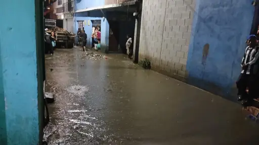 Viviendas inundadas en Chinautla, Guatemala. ,Conred