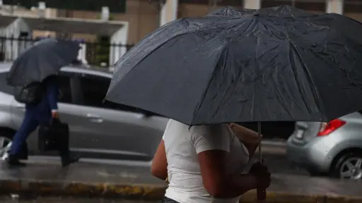 Lluvias en la Ciudad de Guatemala ,Omar Solís/Emisoras Unidas