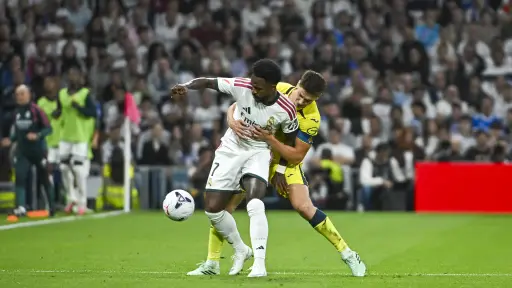 Vinícius en una acción de juego ante Villarreal 