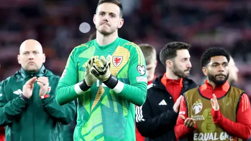 Danny Ward, el portero de Gales cometió un grave error ante Dinamarca