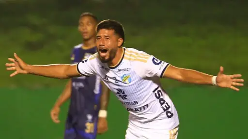 Comunicaciones derrotó a Deportivo Suchitepéquez 