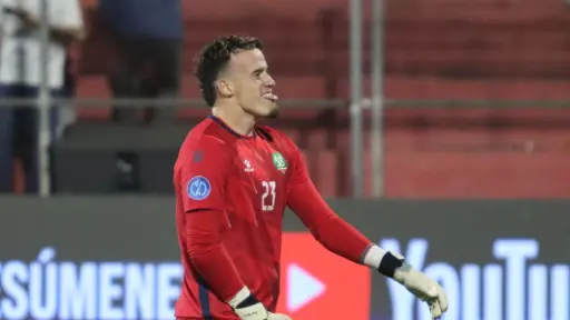 Etienne Vaessen, portero de Surinam 