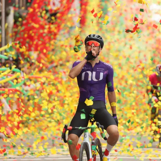 Jhonatan Chaves gana la cuarta etapa de la Vuelta a Guatemala - Alex Meoño